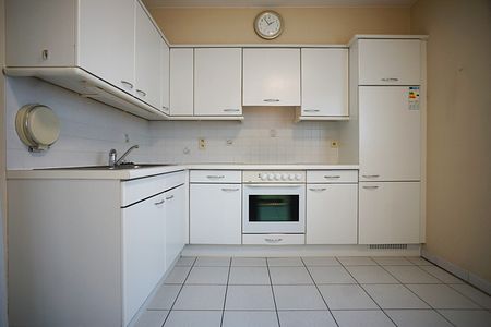 Appartement met 3 slaapkamers en ruime garage vlakbij Molenvijvers - Foto 2