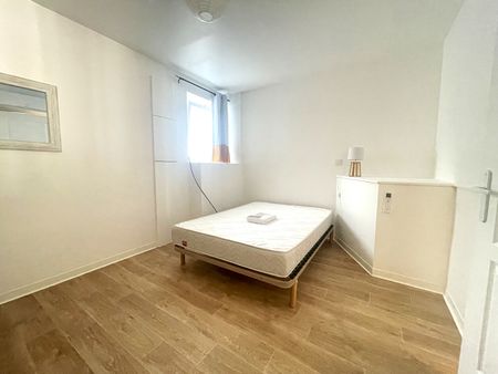 Location Appartement 2 pièces 59m² - Photo 4