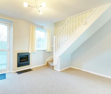 A 1 Bedroom House - Mid Terrace in Bishops Cleeve GL52 8TE - Photo 5