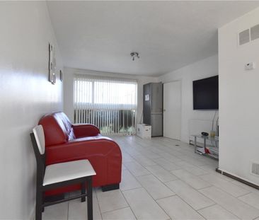 Well presented 3 bedroom semi-detached house to rent in Cambridge o... - Photo 6