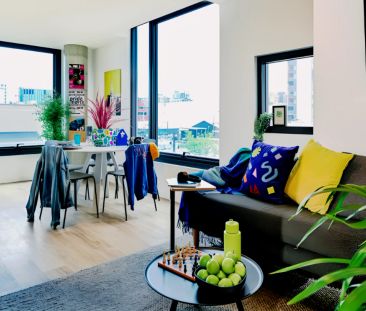 2 Bedroom Apartment - Photo 2