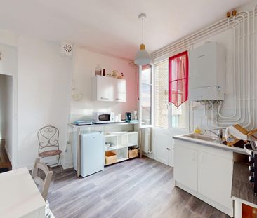 À louer : Appartement 2 pièces meublé de 54 m² - Photo 2