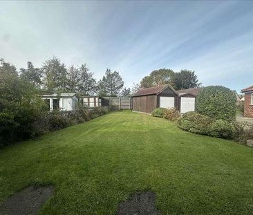 West Vale, Filey, YO14 - Photo 3