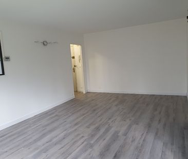 Location Appartement 2 pièces 45m² LENS 62300 - Photo 5
