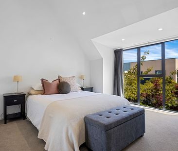 Modern 2-Bedroom Townhouse in Prime St. Albans Location - Photo 1