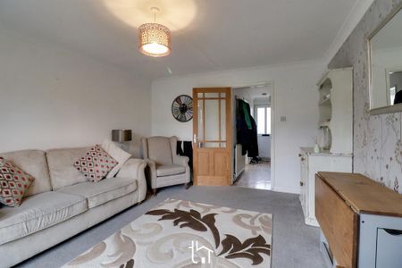 2 bedroom semi-detached house to rent - Photo 3