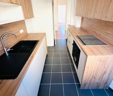 Location Appartement 4 pièces 81m² - Photo 5