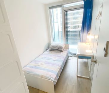 For Lease - 127 Broadway Avenue Unit# 704 Room#4, Toronto, Ontario - Photo 1