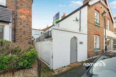 1 bedroom flat to rent - Photo 5