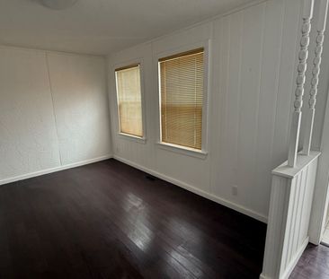 For Lease - 1551 19th Avenue, Richmond Hill, Ontario - Photo 2