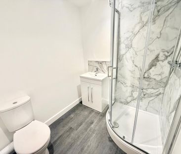 3 bedroom apartment to rent - Photo 2