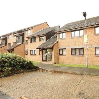 Crucible Close, Chadwell Heath, RM6 - Photo 2