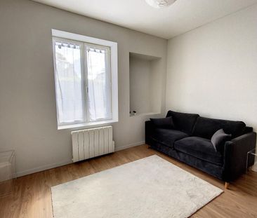 Location Appartement 1 pièce 24m² CHAMALIERES 63400 - Photo 2