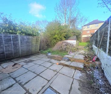 2 bedroom ground floor flat to rent - Photo 5