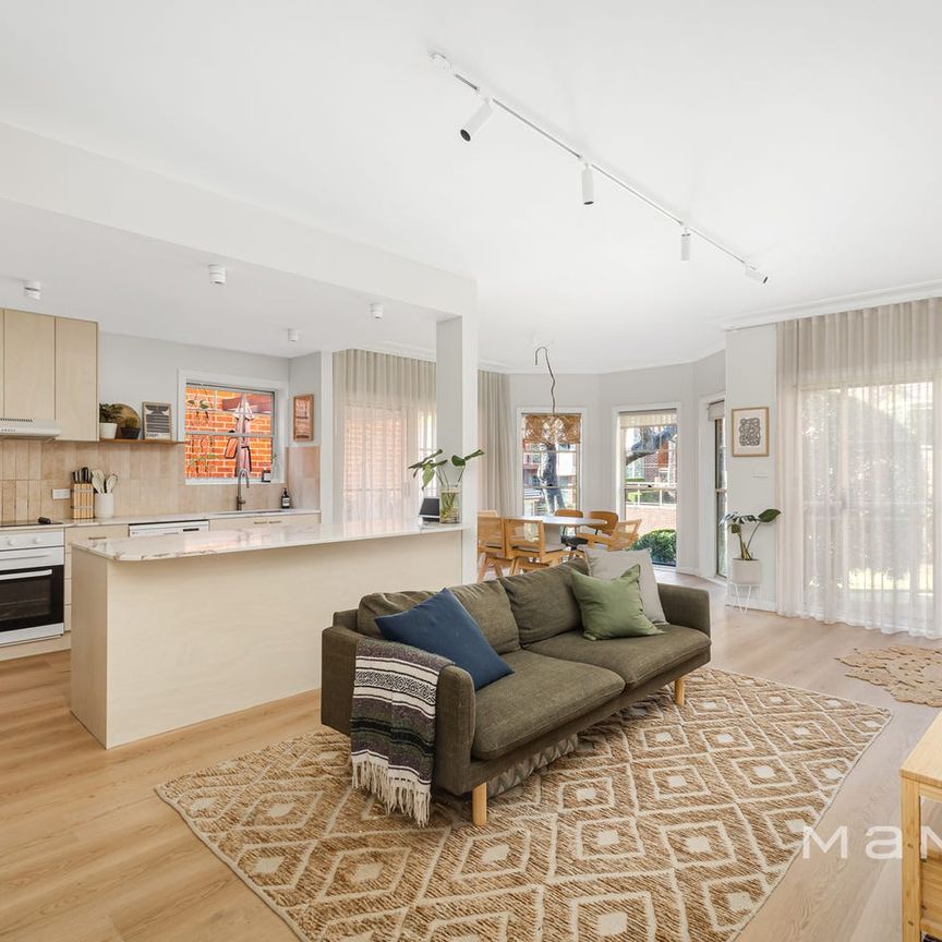 Renovated Three-Bedroom Townhouse in Prime Oatlands Location - Photo 1