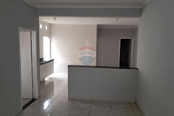 "Casa para Alugar no Parque Souza Queiroz" - Photo 1