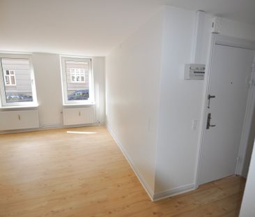 Studievenlig lejlighed med lys og charme i Aalborg - Foto 1