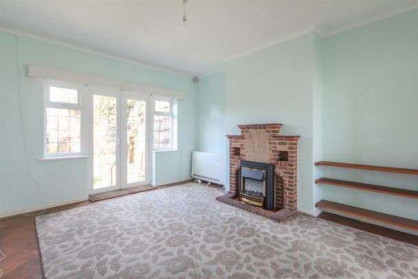 3 bedroom semi-detached house to rent - Photo 1