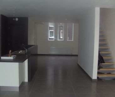Moderne woning + parking in Leuven centrum! - Photo 1