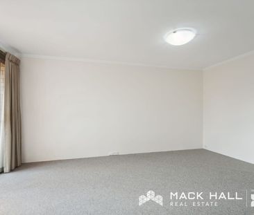 Light-Filled Unfurnished Apartment on the Fringe of Kings Park - Photo 2