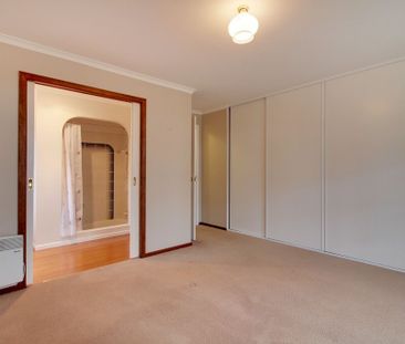 11 Amberley Court Blackmans Bay TAS 7052 Australia - Photo 1