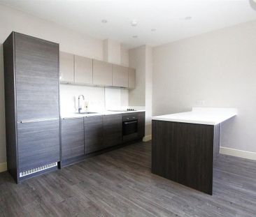 Studio to rent - Photo 2