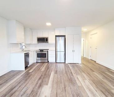 8 Castleton Ave: Live in this fully renovated 1bedroom 1bath apartment - Photo 1