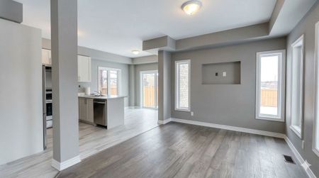 For Lease - 147 Sun King Crescent, Barrie, Ontario - Photo 4