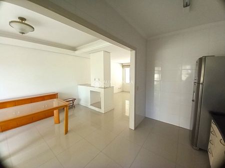 Casa com 3 quartos e 180m² para alugar em Ipanema, Porto Alegre. - Foto 4