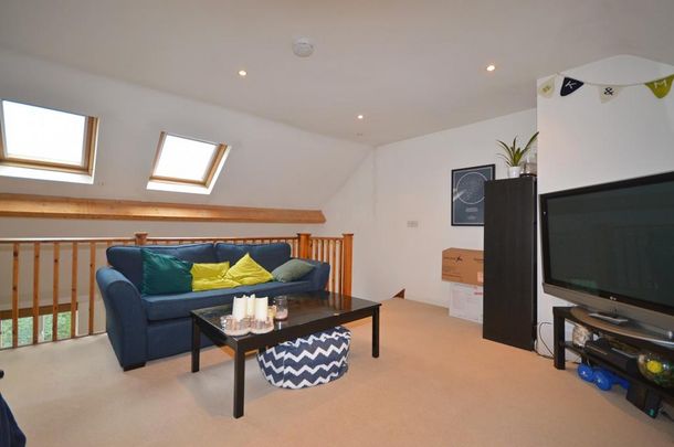 1 bedroom flat to rent - Photo 1