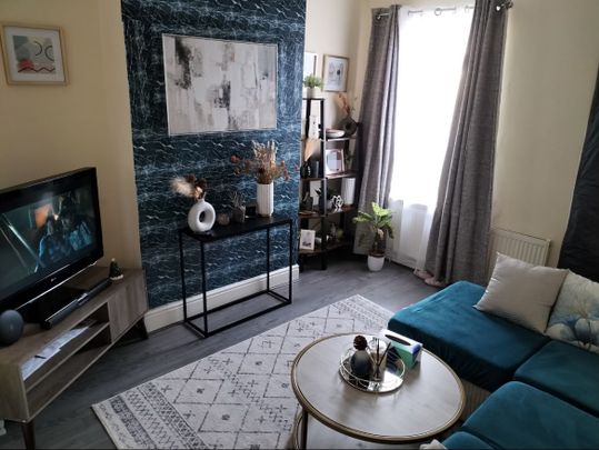 2 Bed Terraced House, Somerset Road, CV1 - Photo 1