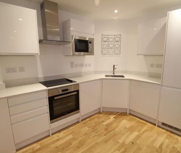 2 bedroom apartment to rent - Photo 3