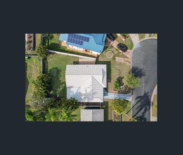 Stylish Lowset Brick Home - Photo 3