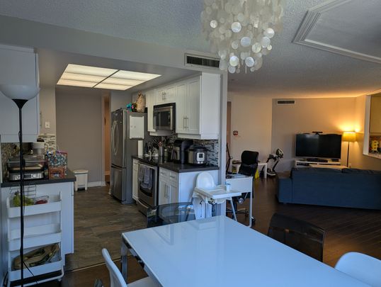 For Lease - 55 Wellesley Street Unit# 405, Toronto, Ontario - Photo 1