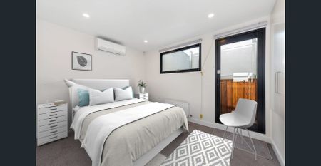 Modern Victorian on Bridge - Available mid-January 2026 (earlier date negotiable) - Photo 2