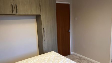 2 bedroom maisonette to rent - Photo 5
