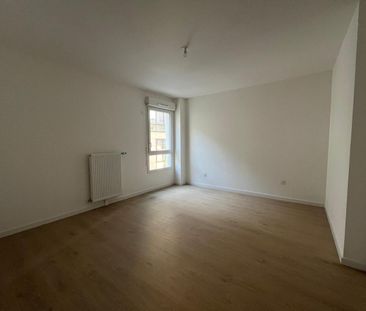 location Appartement T3 DE 71.35m² À ROUEN - Photo 5