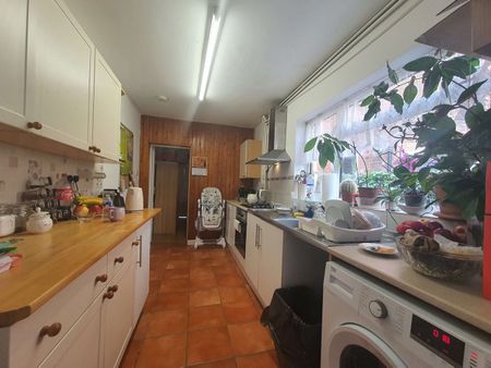1 Bed Flat, Liverpool Road, RG1 - Photo 4