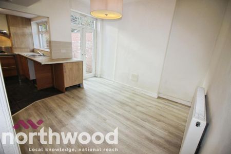 2 bedroom terraced house to rent - Photo 5