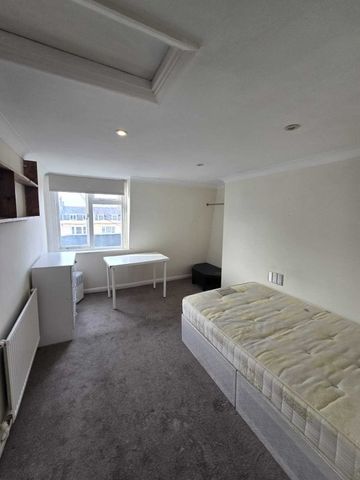 Bedford Square, Brighton - Photo 4