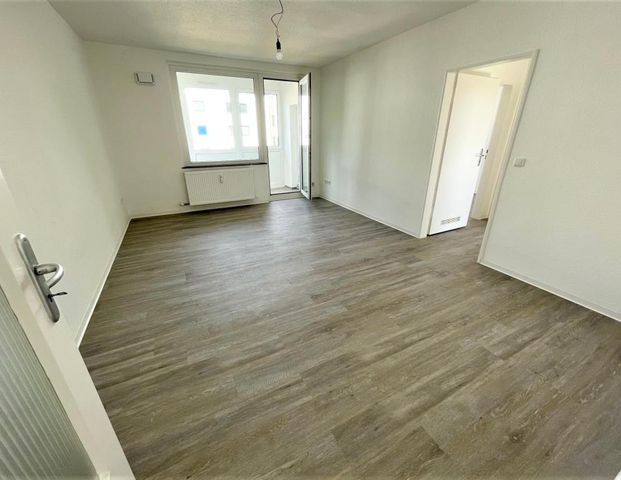 Anmietung sofort! Küchenübernahme möglich! 3-Zimmer-Wohnung mit Loggia in Wolfsburg-Vorsfelde - Foto 1