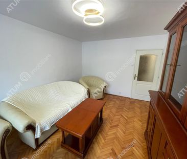 De inchiriat apartament cu 3 camere decomandate in zona Vasile Aaro... - Fotografie 1