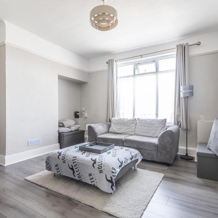 Westmount Road, London SE9 - Photo 1