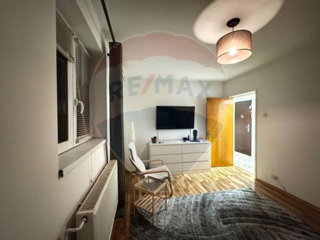 Garsoniera - centrala proprie - de inchiriat in zona Fizi... - Fotografie 3