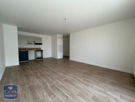 Appartement à louer 4 pièces 80.06m² - Photo 3