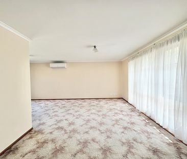 Charming Family Home in Prime Leopold Location - Photo 3