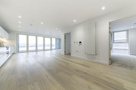 3 bedroom apartment to rent - Photo 2