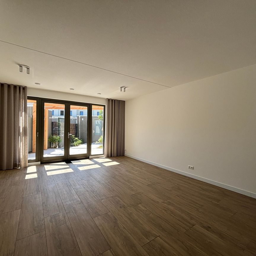 Te huur: Huis Adelbert van Scharnlaan in Maastricht - Foto 1