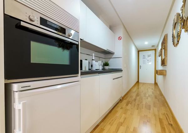 Calle Juan de la Encina, Málaga, Andalusia 29013