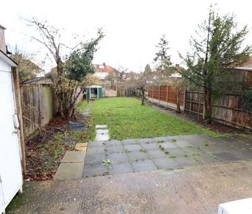 Briarwood Close, London, NW9 - Photo 2